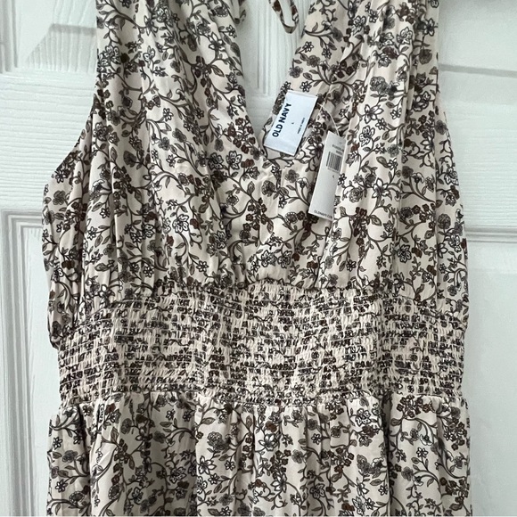 NWT Old Navy Floral Ruched Waist Maxi - size Large - Picture 5 of 7